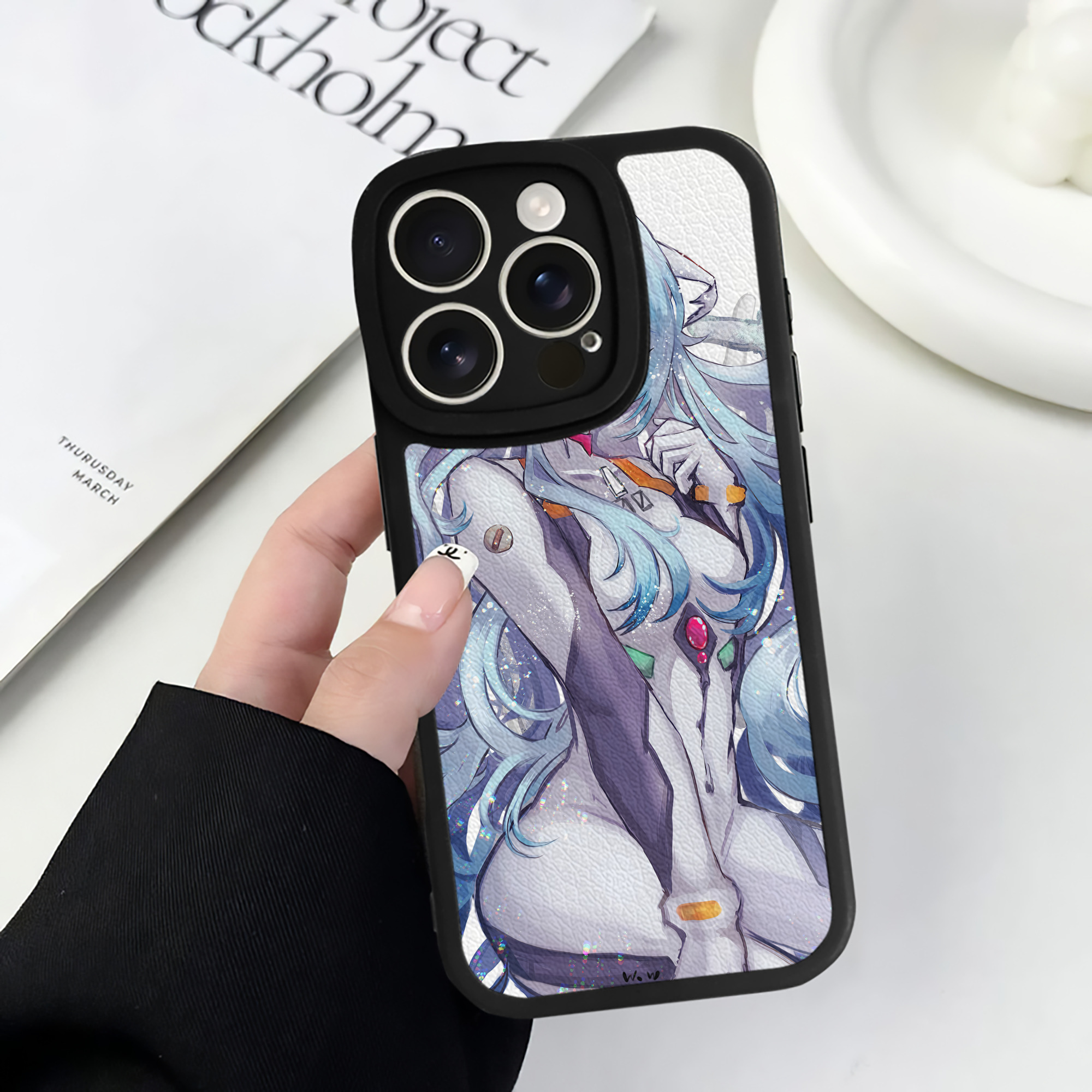 （画像用） EVA 新世紀エヴァンゲリオン 【iPhone 16シリーズ対応】シリコンスマホケース（レザー調） 材質：シリコン
